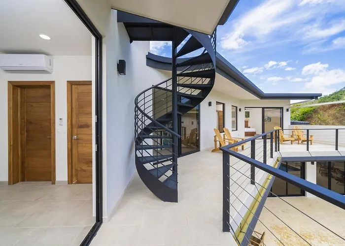 Vista Pacifico - Serene Villa, Ocean View Pool, Rooftop Deck, 5 Br Villa *