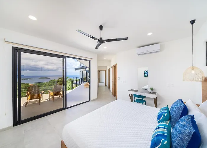 Vista Pacifico - Serene Villa, Ocean View Pool, Rooftop Deck, 5 Br * Potrero (Guanacaste)