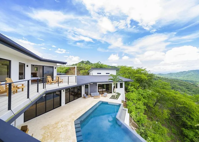 Vista Pacifico - Serene Villa, Ocean View Pool, Rooftop Deck, 5 Br Villa *